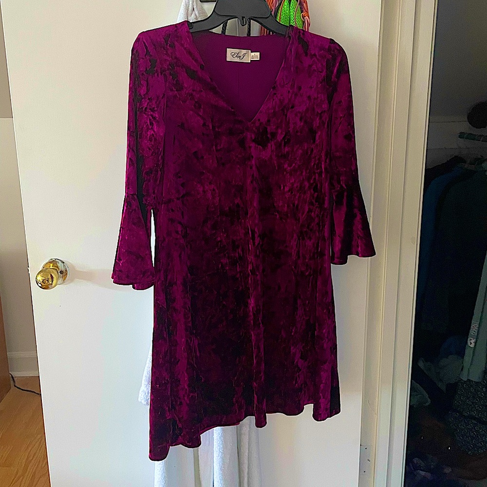 ELIZA J purple velvet dress with flared sleeves